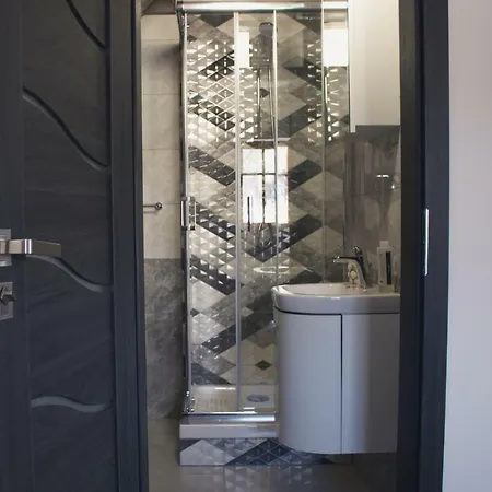 Diana Апартаменты *