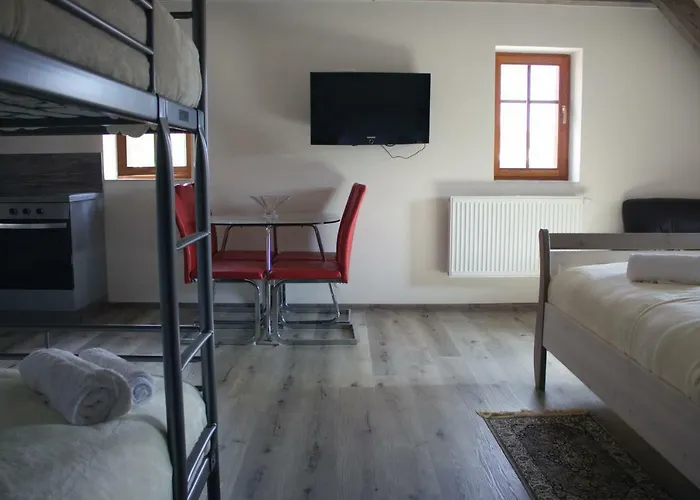 Diana Apartment *